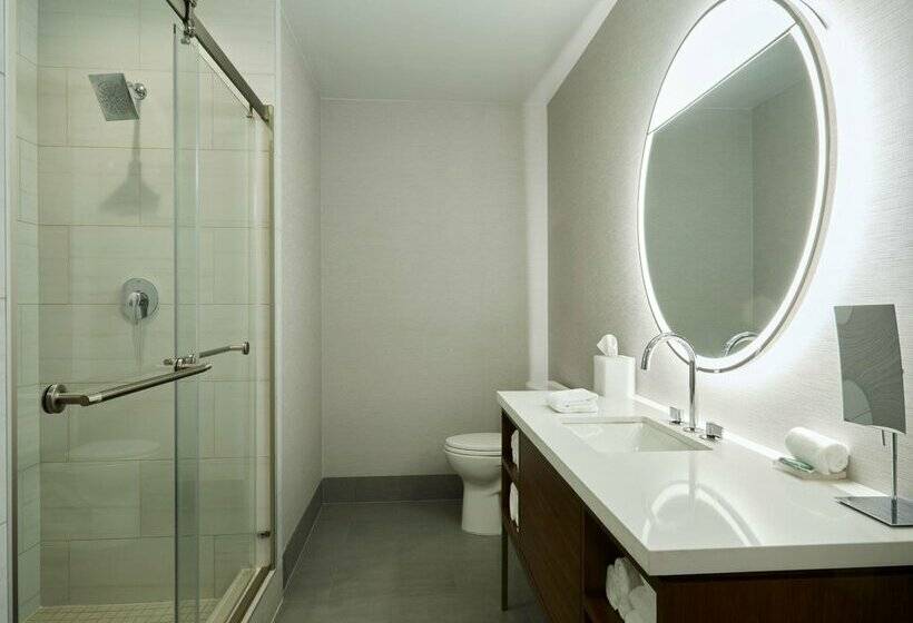 فندق Courtyard By Marriott Santa Barbara Downtown