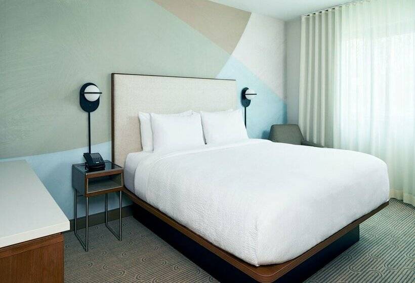 فندق Courtyard By Marriott Santa Barbara Downtown