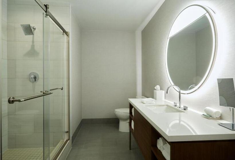 فندق Courtyard By Marriott Santa Barbara Downtown