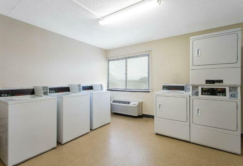 בית מלון כפרי Days Inn By Wyndham Absecon Atlantic City Area