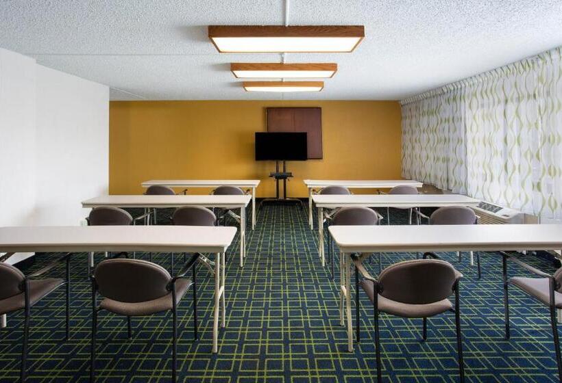 בית מלון כפרי Days Inn By Wyndham Absecon Atlantic City Area