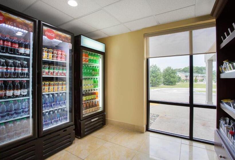 בית מלון כפרי Days Inn By Wyndham Absecon Atlantic City Area