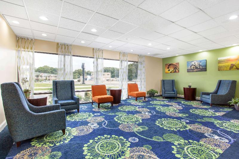 בית מלון כפרי Days Inn By Wyndham Absecon Atlantic City Area