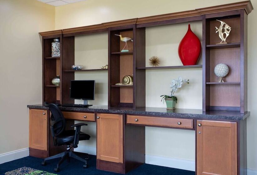 בית מלון כפרי Days Inn By Wyndham Absecon Atlantic City Area