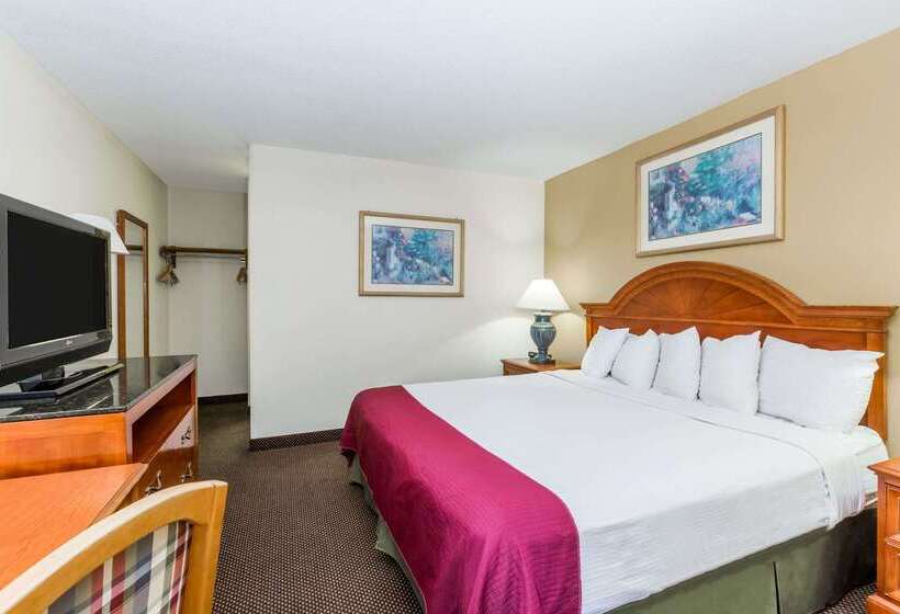 فندق Days Inn By Wyndham West Des Moines   Clive