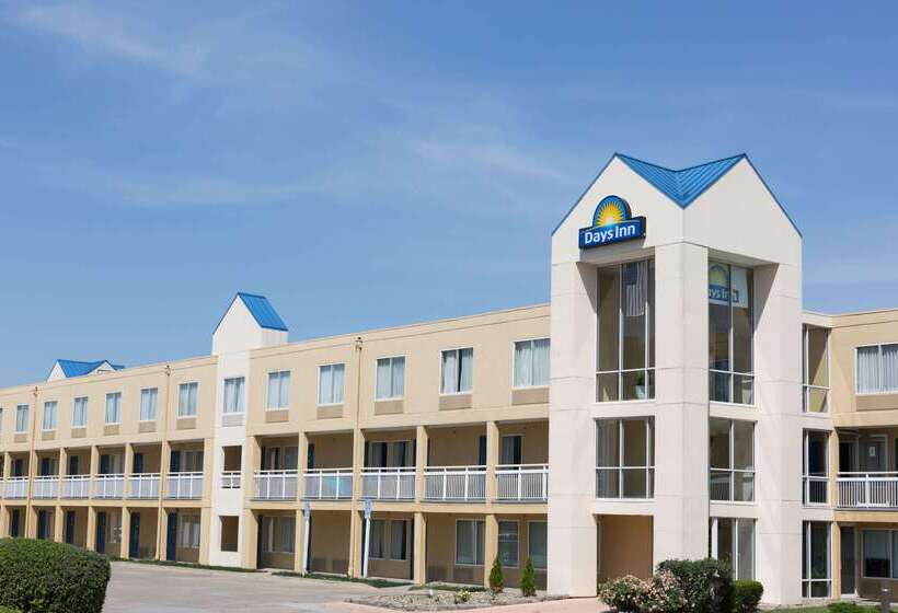 فندق Days Inn By Wyndham West Des Moines   Clive