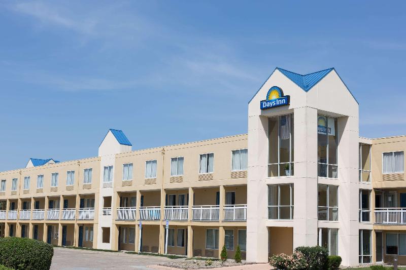 فندق Days Inn By Wyndham West Des Moines   Clive
