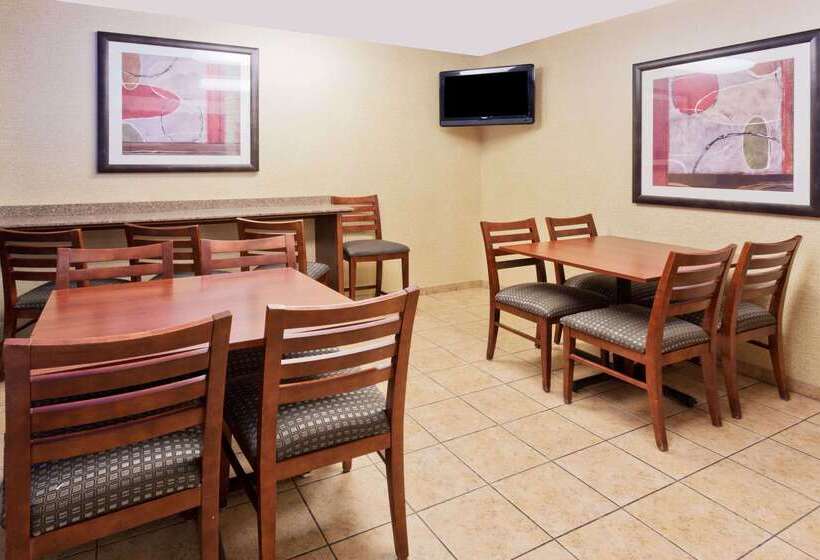 호텔 Days Inn By Wyndham Rockford I 90 Casino District