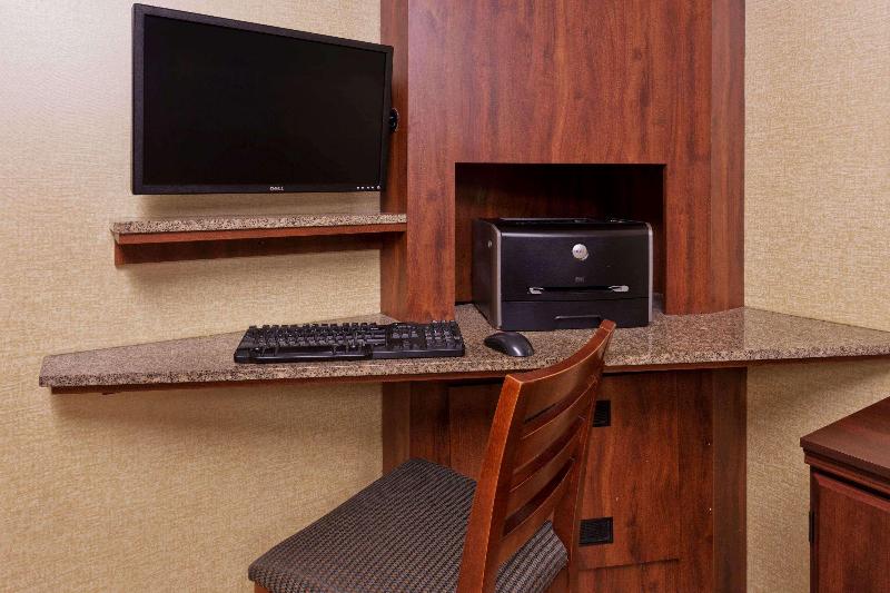 호텔 Days Inn By Wyndham Rockford I 90 Casino District