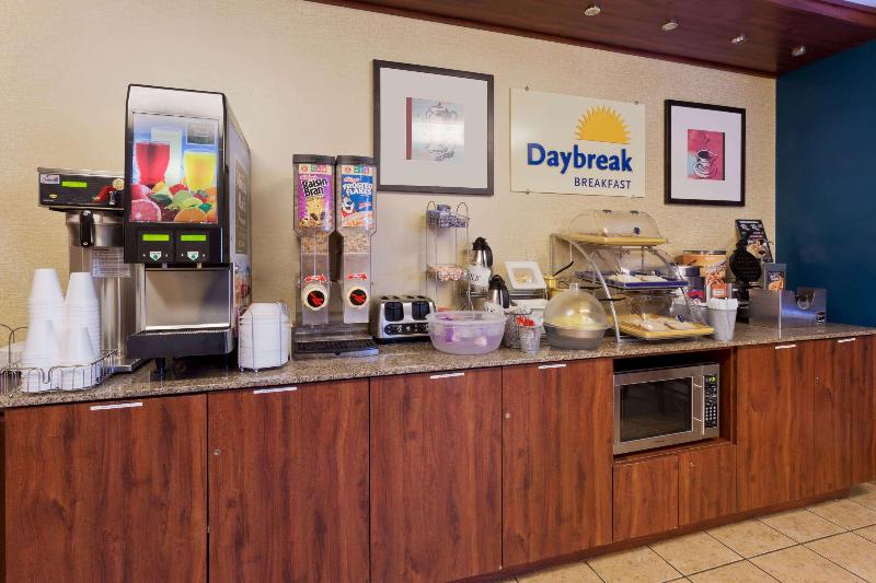 호텔 Days Inn By Wyndham Rockford I 90 Casino District