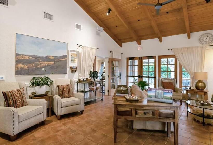 فندق El Pueblo Inn