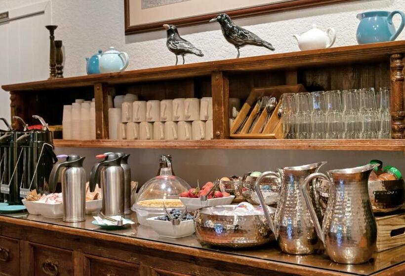 فندق El Pueblo Inn