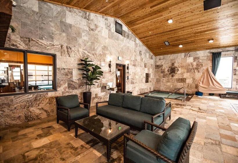 فندق Elk Country Inn