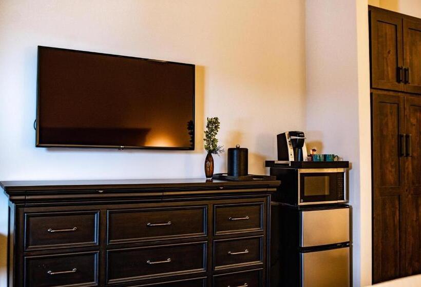 فندق Elk Country Inn