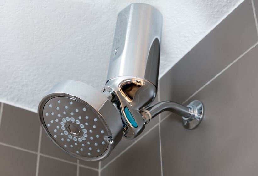 Отель Embassy Suites Charleston