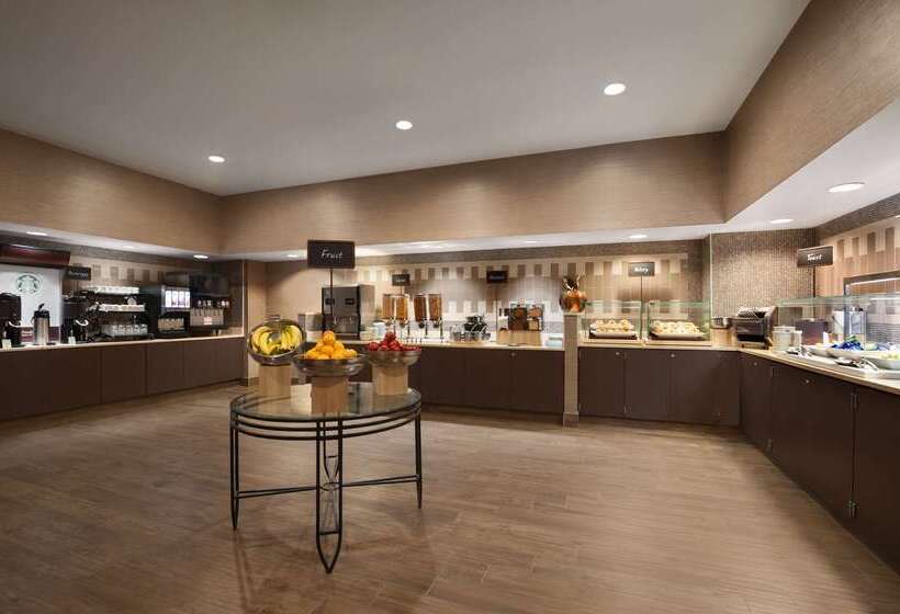 בית מלון כפרי Embassy Suites By Hilton Dallas Near The Galleria