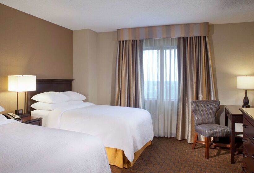 בית מלון כפרי Embassy Suites By Hilton Dallas Near The Galleria