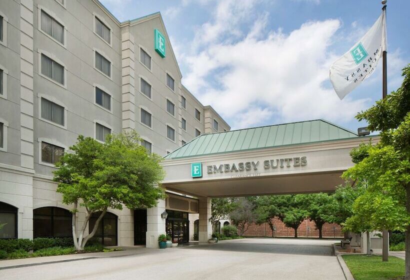 בית מלון כפרי Embassy Suites By Hilton Dallas Near The Galleria