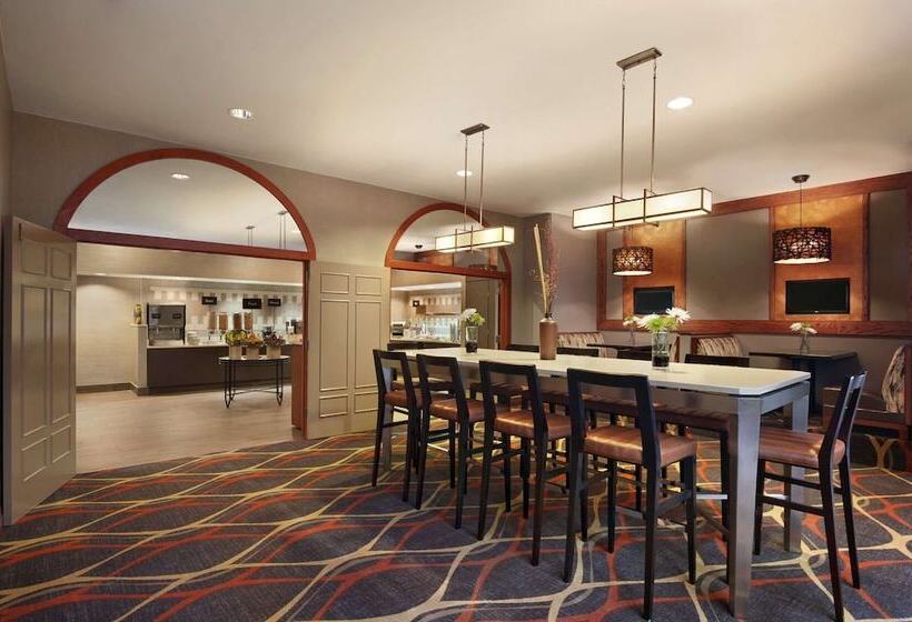 בית מלון כפרי Embassy Suites By Hilton Dallas Near The Galleria