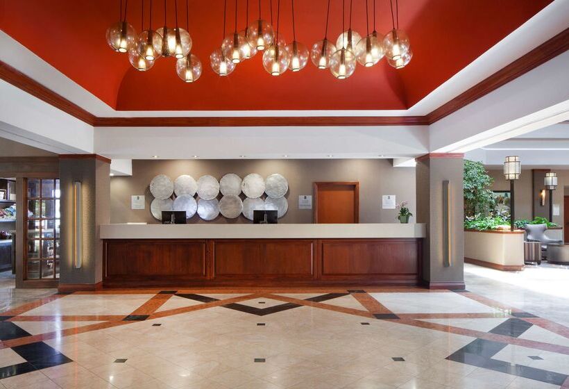 בית מלון כפרי Embassy Suites By Hilton Dallas Near The Galleria