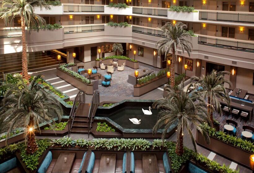 ホテル Embassy Suites By Hilton Houston Near The Galleria