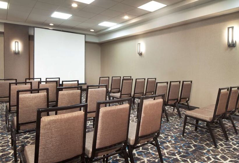 ホテル Embassy Suites By Hilton Houston Near The Galleria