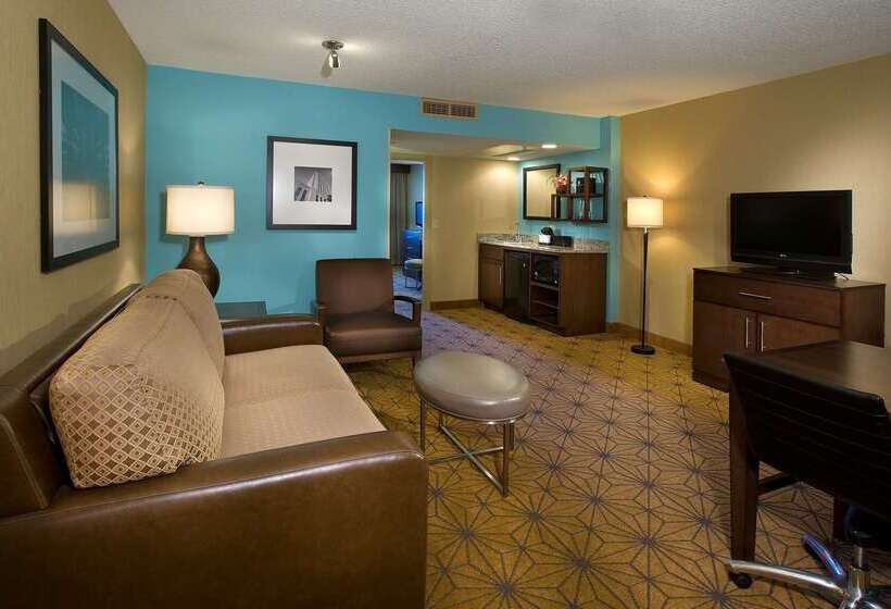 فندق Embassy Suites By Hilton Kansas City International Airport