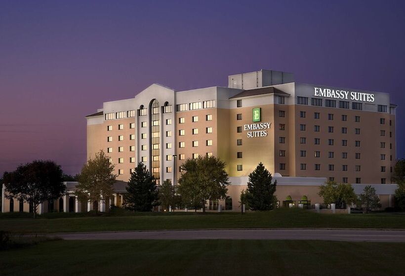 فندق Embassy Suites By Hilton Kansas City International Airport