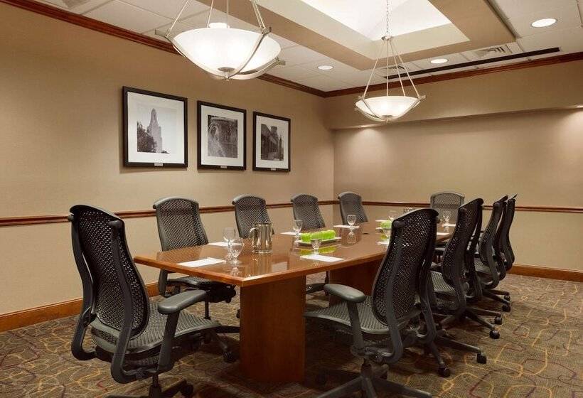 בית מלון כפרי Embassy Suites By Hilton Kansas City International Airport