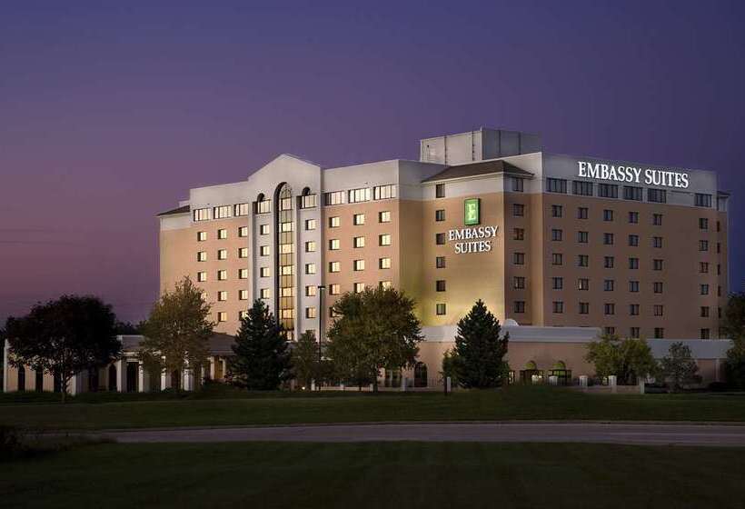 فندق Embassy Suites By Hilton Kansas City International Airport