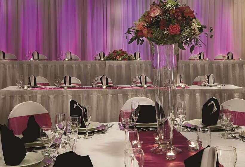 فندق Embassy Suites By Hilton Kansas City International Airport