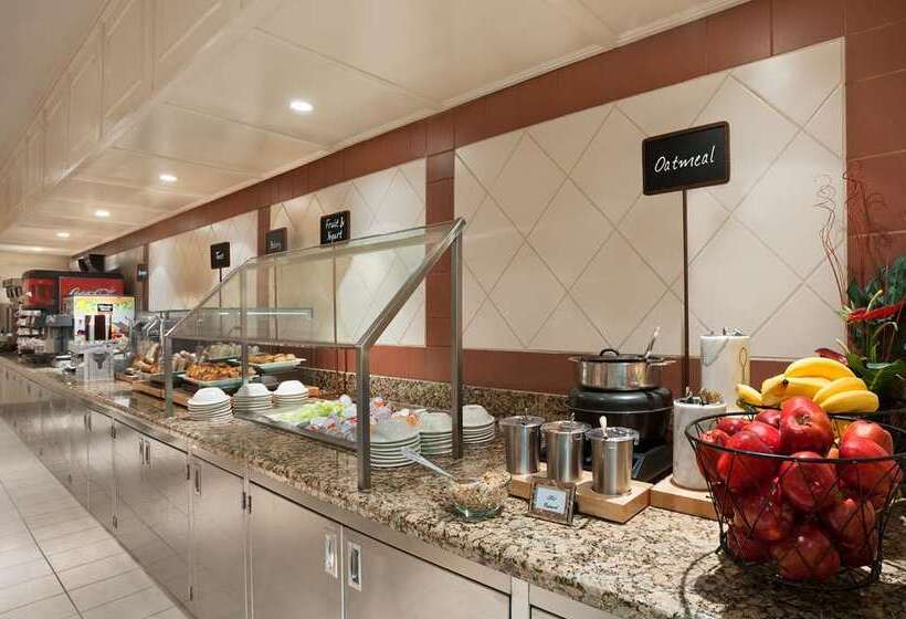 فندق Embassy Suites By Hilton Las Vegas