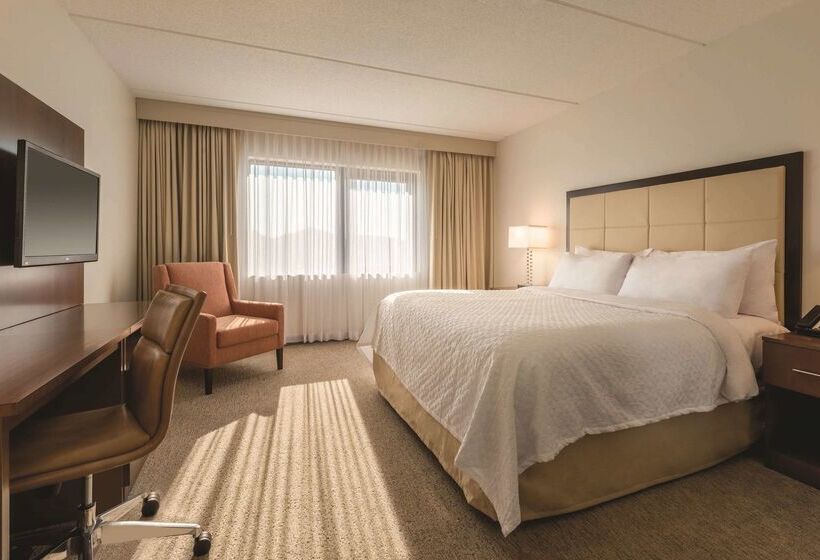 فندق Embassy Suites By Hilton Milwaukee Brookfield