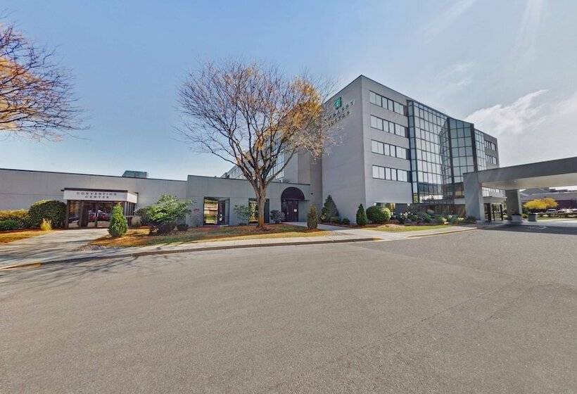 فندق Embassy Suites By Hilton Milwaukee Brookfield