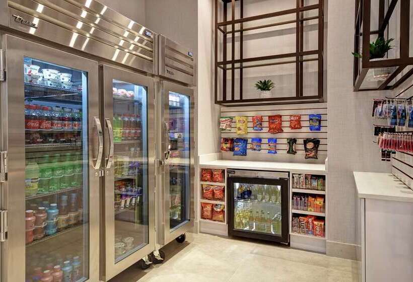 ホテル Embassy Suites By Hilton Raleigh Durham Research Triangle