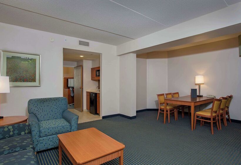 ホテル Embassy Suites By Hilton Lexington/uk Coldstream