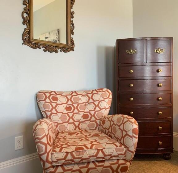 فندق Emerson Inn By The Sea