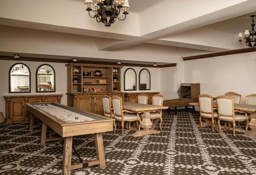 هتل Enzian Inn