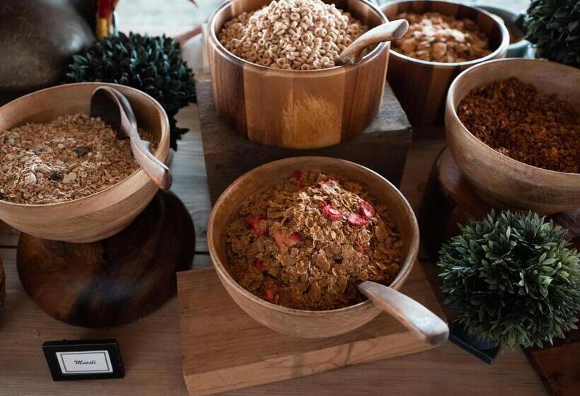 ホテル Enzian Inn