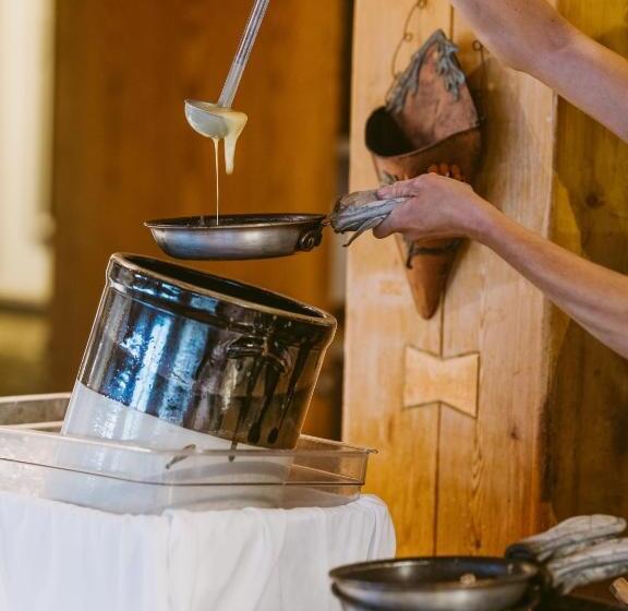 ホテル Enzian Inn