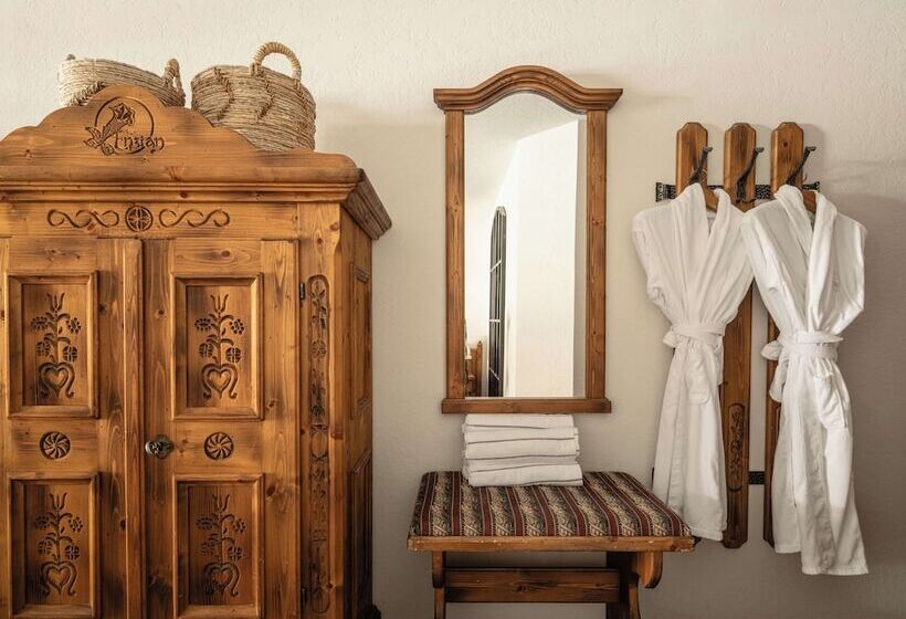 ホテル Enzian Inn