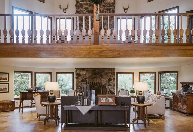 ホテル Enzian Inn