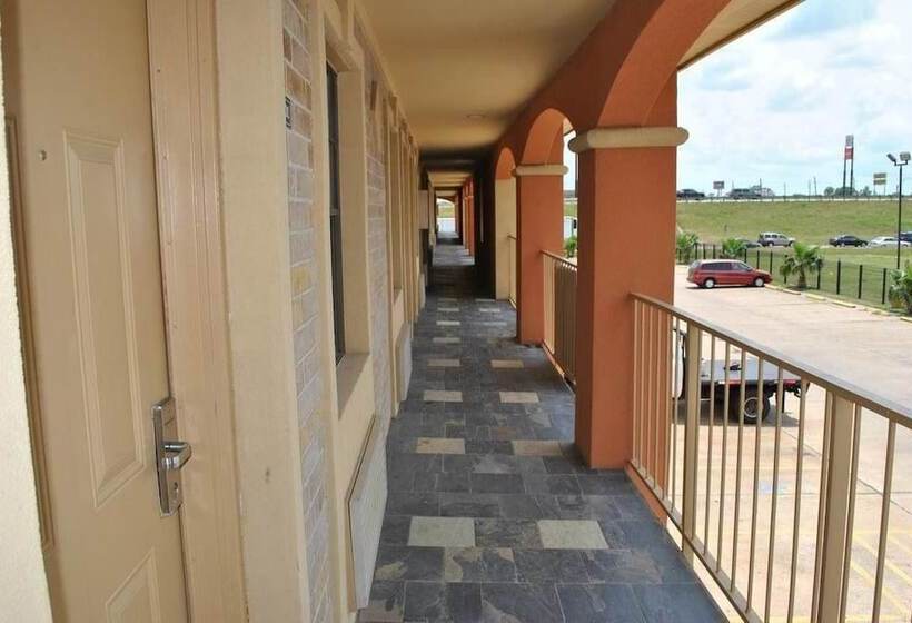 ホテル Executive Inn Brookshire