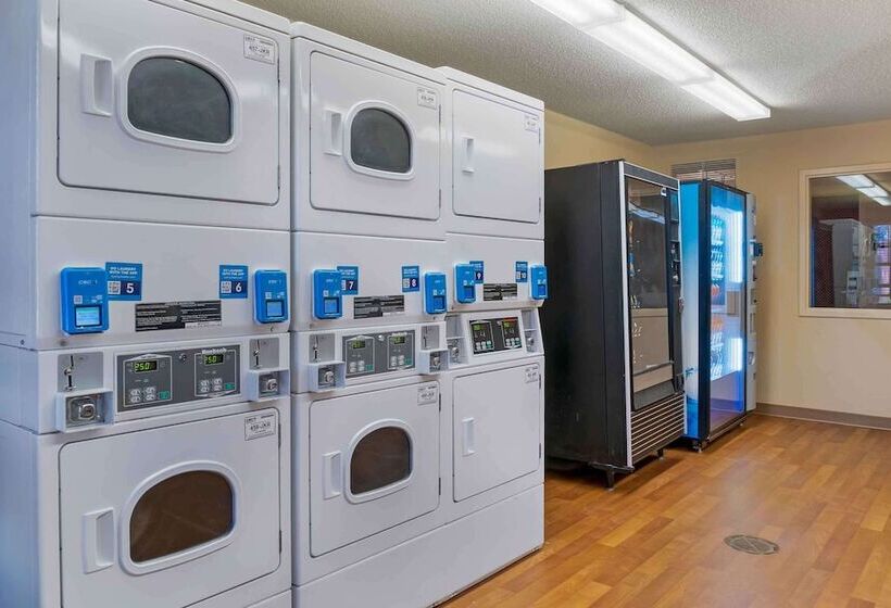 호텔 Extended Stay America Select Suites Detroit Novi Haggerty Rd