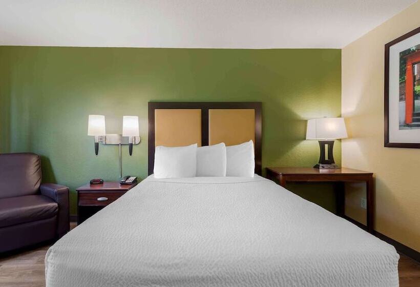 호텔 Extended Stay America Select Suites Detroit Novi Haggerty Rd