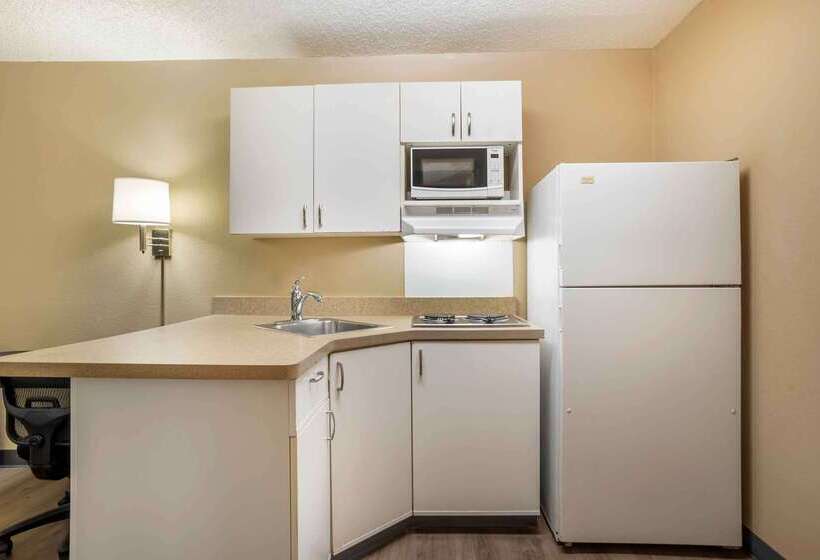 فندق Extended Stay America Select Suites   Jackson   North