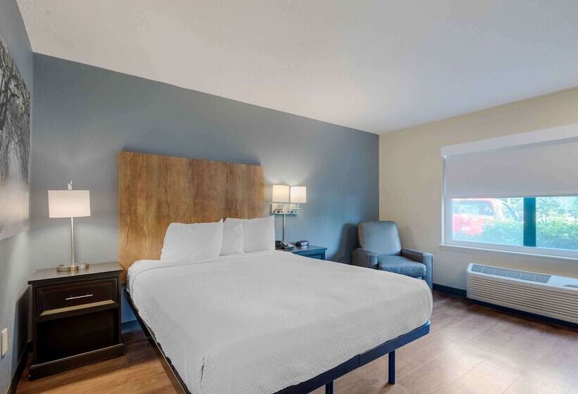 בית מלון כפרי Extended Stay America Suites  Charlotte  University Place