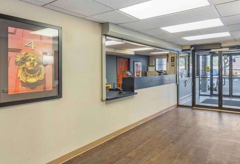 בית מלון כפרי Extended Stay America Select Suites   Chicago   Downers Grove