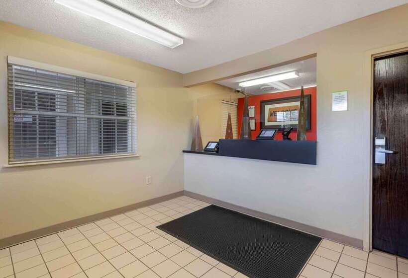 בית מלון כפרי Extended Stay America Select Suites   Columbia   Ft Jackson