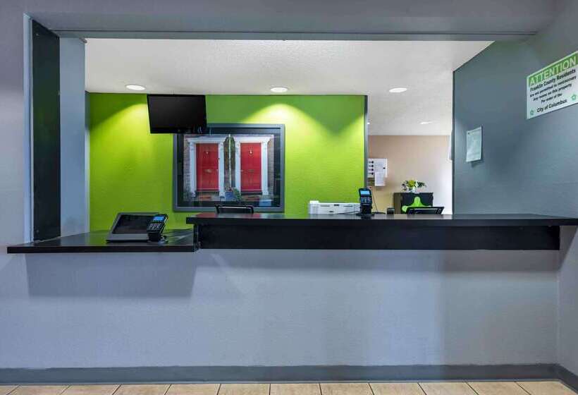 ホテル Suburban Studios Columbus North